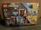 LEGO CREATOR: Modular Sweet Surprises (31077)